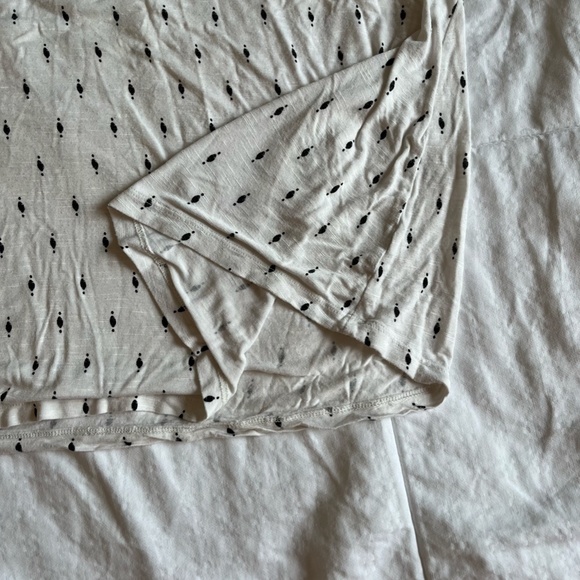 Lane Bryant Women's White And Black Patterned Swing Tee Plus Size, 18/20 - Picture 5 of 9